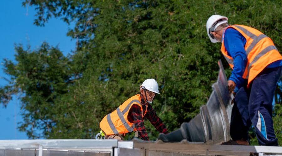 Professional residential roofers in Dana, IN